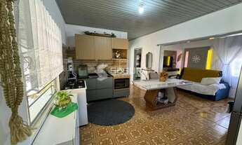 Imagem: Casa à Venda no Bairro Mathias Velho