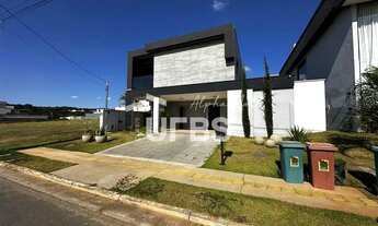 Imagem: Sobrado no Jardins Porto