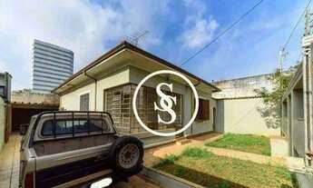 Imagem: Terreno com casa antiga com 380 m², por