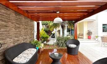 Imagem 4: Casa à venda em Vilas do Atlântico 4 quartos, piscina e energia solar