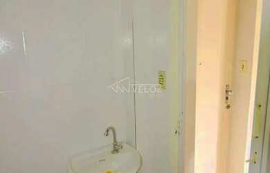 Imagem 5: Kitnet/Conjugado - / Residencial / Centro