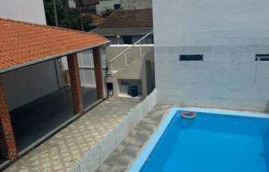 Imagem 6: Casa com piscina em Camboriú