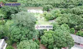 Imagem 5: Chácara com 28 hectares, fundo Rio Coxipo, lago, pé de um morro, com 3 chalés à venda por