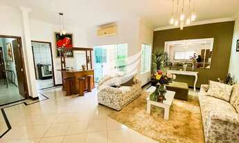 Imagem: Casa com 03 quartos à venda no bairro Ipanema