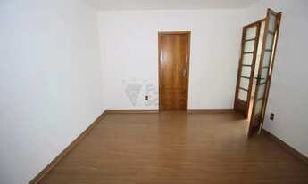 Imagem 2: Descubra Seu Novo Lar: Apartamento Central com Conforto e Estilo no Edifício Residencial e