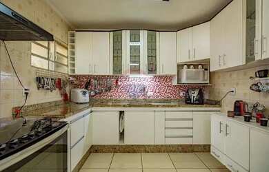 Imagem 2: Excelente sobrado no Parque São Domingos - 3 dormitórios, sala e cozinha amplas, 2 banheir