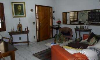 Imagem: Casa à venda com 3 dormitórios em Centro