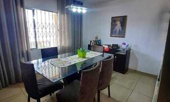 Imagem 3: Sobrado com 3 dormitórios à venda, 220 m² por R$ 890.000 - Fazendinha - Curitiba/PR