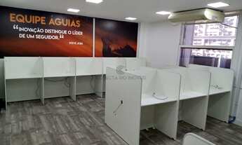 Imagem 2: Andar exclusivo com salas reformadas Grupo de salas Centro 342m2