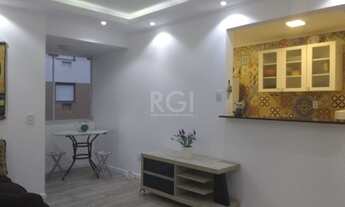 Imagem: Porto Alegre - Apartamento Padrão - Partenon