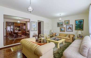 Imagem 3: Excelente Residencia com 4 Quartos sendo 2 Suites , 4 salas e 5 vagas de garagem , Edicula