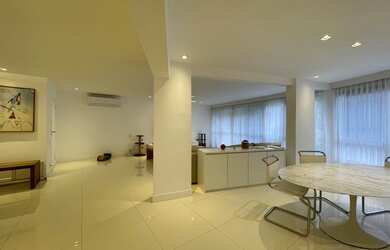 Imagem 6: Apartamento para venda possui 150 metros quadrados com 2 quartos em Leblon - Rio de Janeir