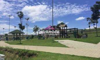 Imagem 2: Casa para venda possui 400 metros quadrados com 4 quartos