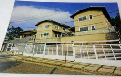 Imagem 3: Casa duplex em Teresópolis com 2 suítes 5 minutos do centro