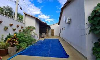 Imagem 2: Casa para venda com 275 metros quadrados com 4 quartos