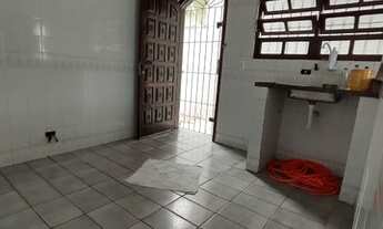 Imagem 7: Casa para venda possui 60 metros quadrados com 2 quartos em Ocian - Praia Grande - São Pau