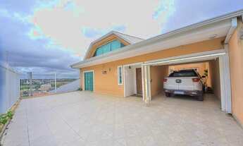 Imagem: Casa de 248 m² com 3 quartos no Bairro