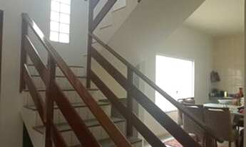 Imagem 5: Casa duplex para aluguel e venda tem 300 metros quadrados com 5 quartos