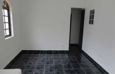 Imagem 3: Mogi das Cruzes - Casa Padrão - César de Souza