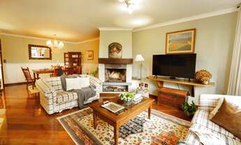 Imagem 3: Bem no Meio da Mata! Apartamento à Venda em Campos do do Jordão