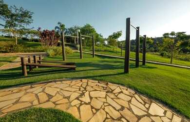 Imagem 4: Lote/Terreno para venda possui 1000 metros quadrados em Condominio Gran Royalle - Brumadin