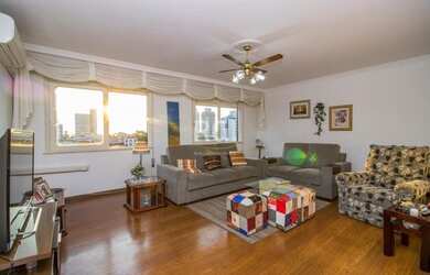 Imagem 2: Porto Alegre - Apartamento Padrão - Menino Deus