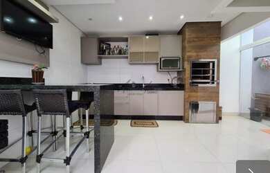 Imagem 6: VENDA Casa com 4 dormitórios