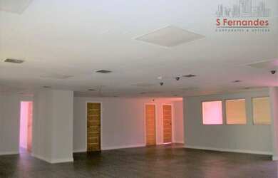 Imagem 2: Escritório / Sala Comercial com 300 m² para venda por R$ 4.650.000 ou aluguel por R$ 13.5