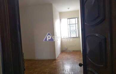 Imagem 6: Excelente apartamento de 2 quartos, sala, cozinha, banheiro no bairro de São Cristóvão