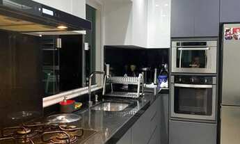 Imagem 3: Lindo Sobrado no Bairro Jardim Iririú com 206 metros quadrados