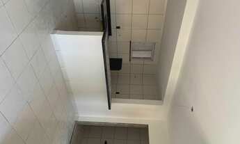 Imagem 4: Apartamento para venda possui 57 metros quadrados com 2 quartos no João Paulo