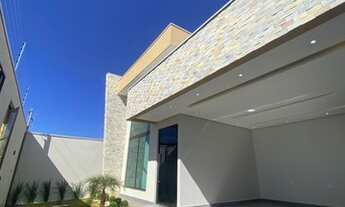 Imagem 2: Casa para venda tem 300 metros quadrados com 3 quartos em Parque Brasília - Anápolis - Goi