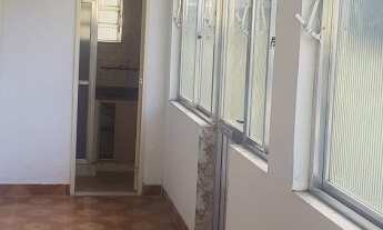 Imagem 6: Ótima Casa no Fonseca com 4 quartos, 2 banheiros, Garagem para 3 carros, quintal espaçoso