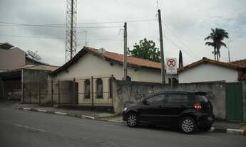 Imagem 7: Ótimo terreno com 3 casas