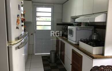 Imagem 4: Porto Alegre - Casa Padrão - Restinga