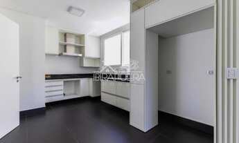 Imagem 2: Maravilhosa Casa no condomínio fechado, São 04 suítes c/ closet, sendo a suíte máster com