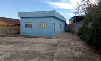 Imagem 2: Casa para Venda em Ibirité, Novo Horizonte, 3 dormitórios, 1 suíte, 1 banheiro, 5 vagas
