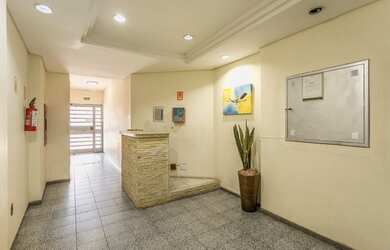 Imagem 3: Porto Alegre - Conjunto Comercial/Sala - Floresta