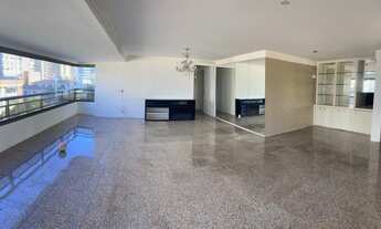 Imagem 2: Apartamento para venda possui 200 metros quadrados com 4 quartos em Meireles - Fortaleza