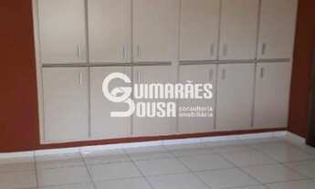 Imagem 4: Casa - Venda - Espaçosa com ótima localização