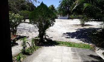 Imagem 6: Uma excelente granja totalmente plana e murada