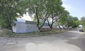 Imagem 2: IMOBILIARIA JUVEVE ALUGA BARRACÃO BACACHERI 7.079,00 M² PROXIMO HOSPITAL VITA LINHA VERDE