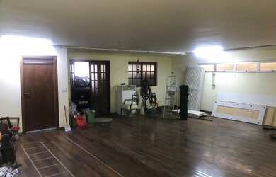 Imagem 2: Casa de condomínio para venda possui 360 metros quadrados com 4 quartos