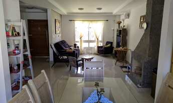 Imagem 2: Porto Alegre - Casa Padrão - Hípica