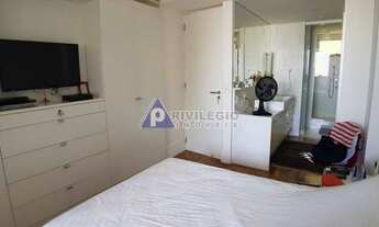 Imagem 6: Privilegio imóveis Vende: Excelente imóvel localizado no posto 6 de COPACABANA - RJ