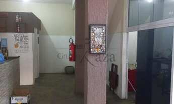 Imagem 3: Ponto comercial/Loja/Box para aluguel possui 200 metros quadrados