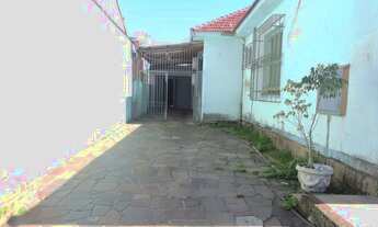 Imagem 5: Casa para venda possui 300 metros quadrados com 4 quartos em Glória - Porto Alegre - RS