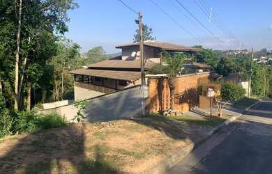 Imagem 6: Casa para venda tem 445 metros quadrados com 3 quartos em Chácara Arantes - Mairiporã - SP