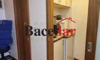 Imagem 6: Sala diferenciada com 2 vagas na Tijuca!