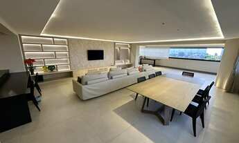 Imagem 1: Fantástico Apartamento de Luxo com 3 SUÍTES// Mobiliado // Vista mar e Rangedor